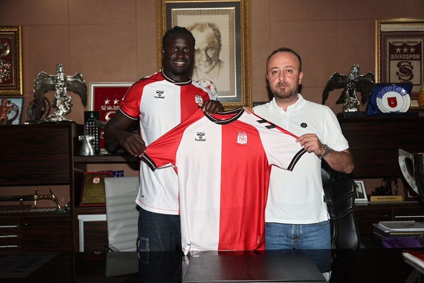 Aliou Badji rebondit en Turquie avec Sivasspor Aliou Badji rebondit en Turquie avec Sivasspor