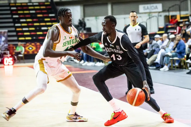 Afrobasket 2025 : Le Sénégal s’impose face au Soudan du Sud et file en quarts contre le Nigeria Afrobasket 2025 : Le Sénégal s’impose face au Soudan du Sud et file en quarts contre le Nigeria