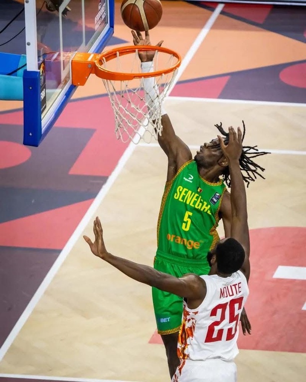Le Sénégal décroche la médaille de bronze à l’Afrobasket 2025 avec une victoire éclatante face au Cameroun Le Sénégal décroche la médaille de bronze à l’Afrobasket 2025 avec une victoire éclatante face au Cameroun
