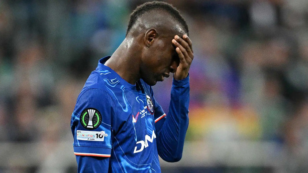 Chelsea bloque in extremis le prêt de Nicolas Jackson au Bayern : un feuilleton de dernière minute Chelsea bloque in extremis le prêt de Nicolas Jackson au Bayern : un feuilleton de dernière minute