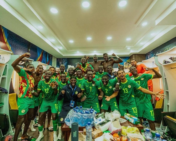 Le Sénégal renverse la RD Congo et prend la tête du groupe B Le Sénégal renverse la RD Congo et prend la tête du groupe B