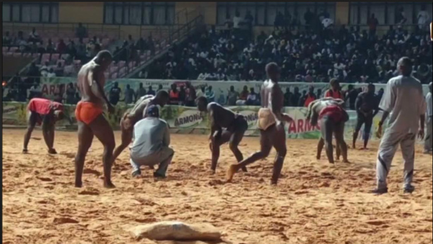 Lutte simple : mise 21 millions, le rendez-vous c’est aujourd’hui Lutte simple : mise 21 millions, le rendez-vous c’est aujourd’hui