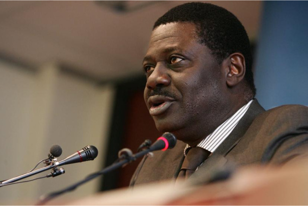 Pape Diouf, une voix éteinte, un héritage éternel Pape Diouf, une voix éteinte, un héritage éternel