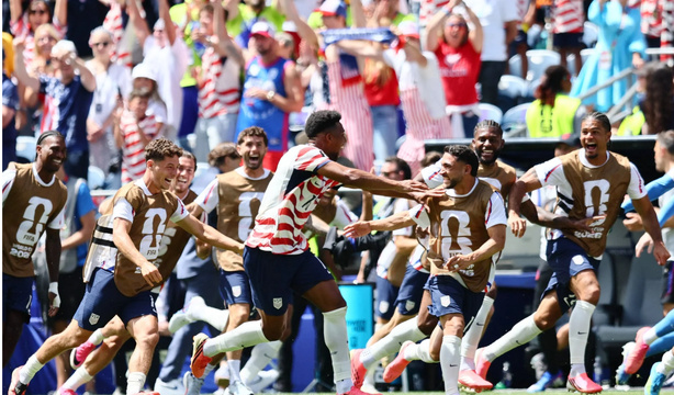 Mondial 2026 : Les États-Unis se qualifient en 16es de finale Mondial 2026 : Les États-Unis se qualifient en 16es de finale
