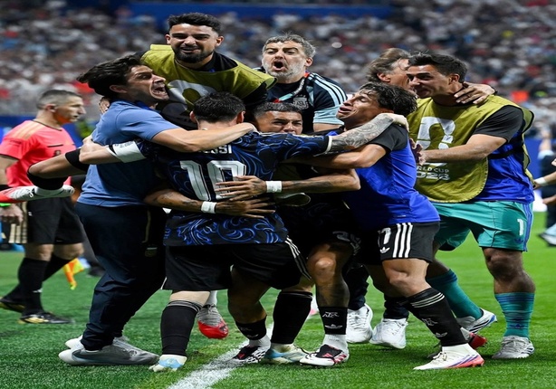 Mondial 2026 : Messi et l'Argentine renversent l'Angleterre et rejoignent l'Espagne en finale Mondial 2026 : Messi et l'Argentine renversent l'Angleterre et rejoignent l'Espagne en finale
