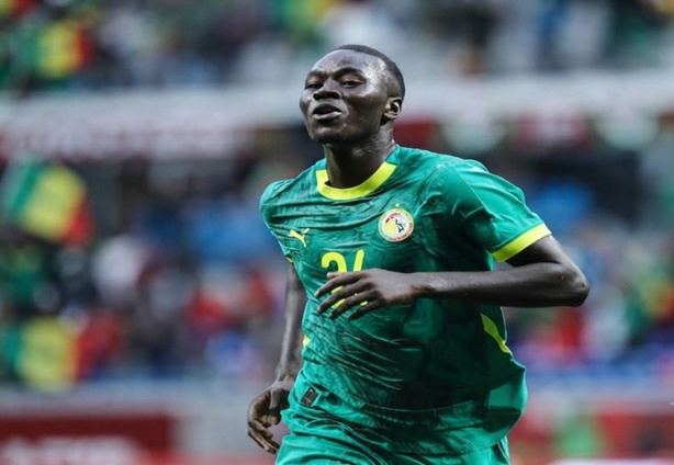 Mercato : Everton mise sur Pape Gueye pour succéder à Idrissa Gana Gueye