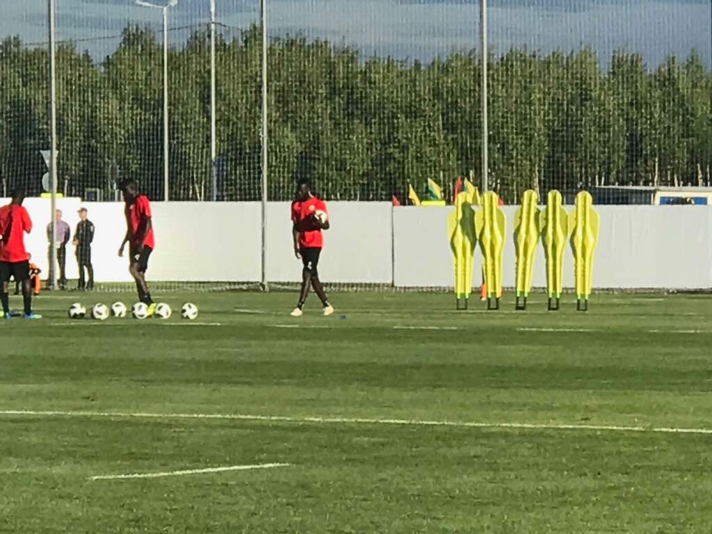 Préparation match contre Pologne : L’exercice des coups francs pour Sadio , Sané et Alfred