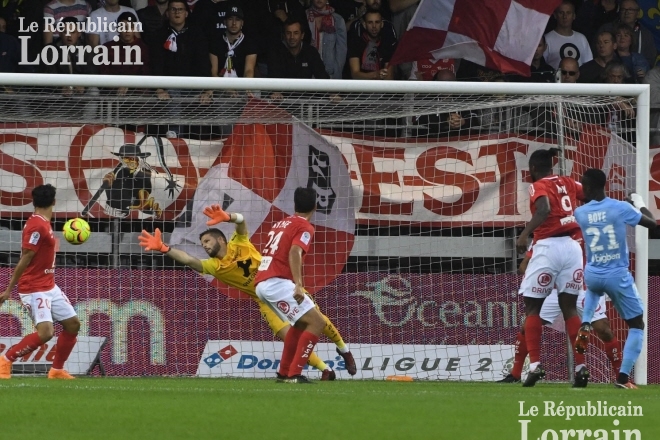Ligue 2 (France) : Ibrahima Niane offre la victoire à Metz