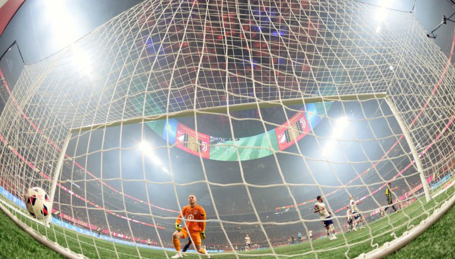 Brad Guzan n'était pas interrogé par les commentateurs de la rencontre lors de l'ouverture du score turinoise. ©Reuters