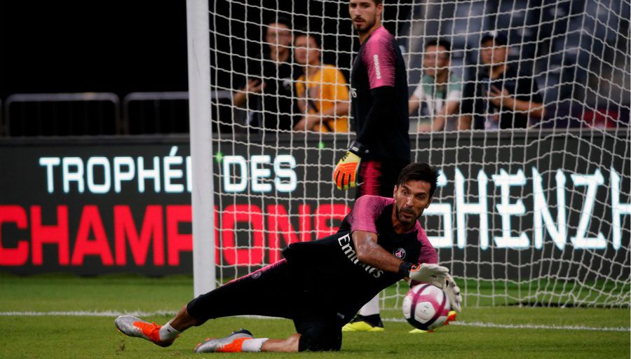 PSG : Trapp s’incline devant Buffon