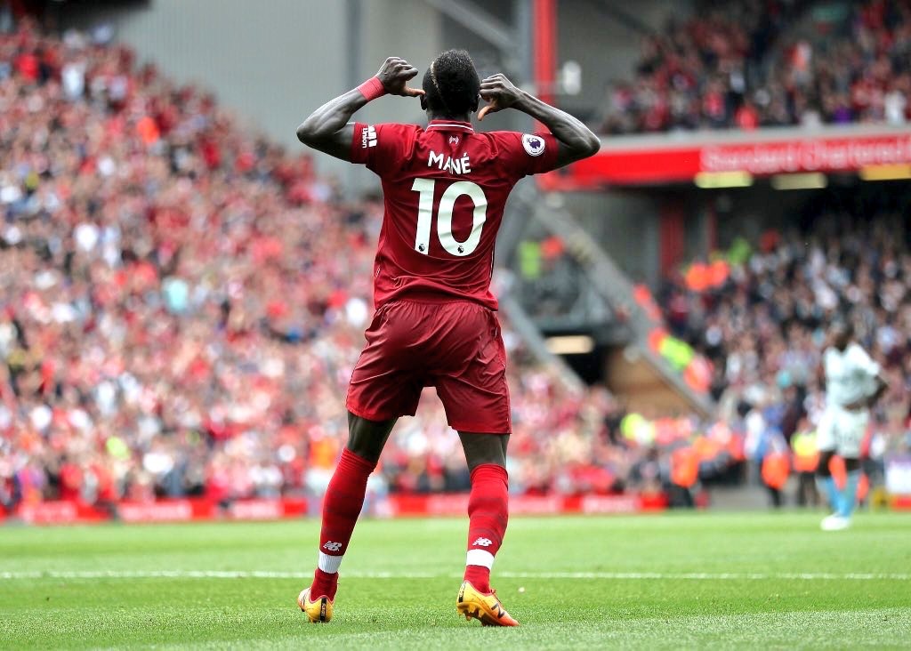 ​Liverpool : Sadio Mané rejoint le record de John Barnes
