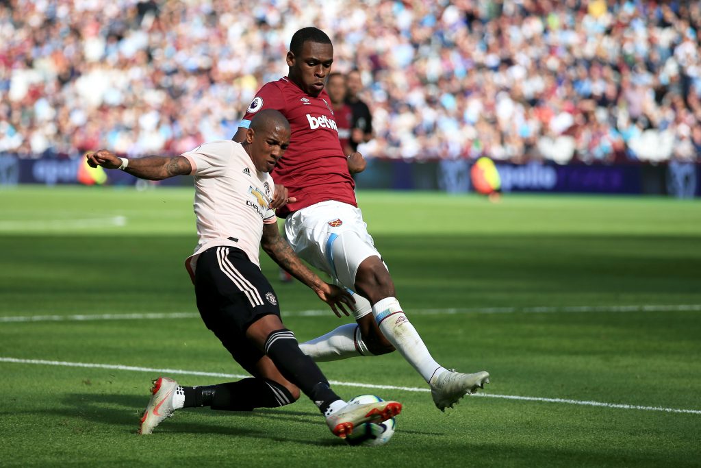 Mourinho totalement séduit par Issa Diop, "un monstre"