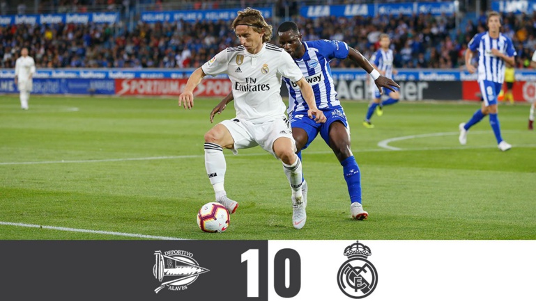 Le Real Madrid perd à Alaves (0-1) et enchaîne un quatrième match en Liga sans marquer le moindre but