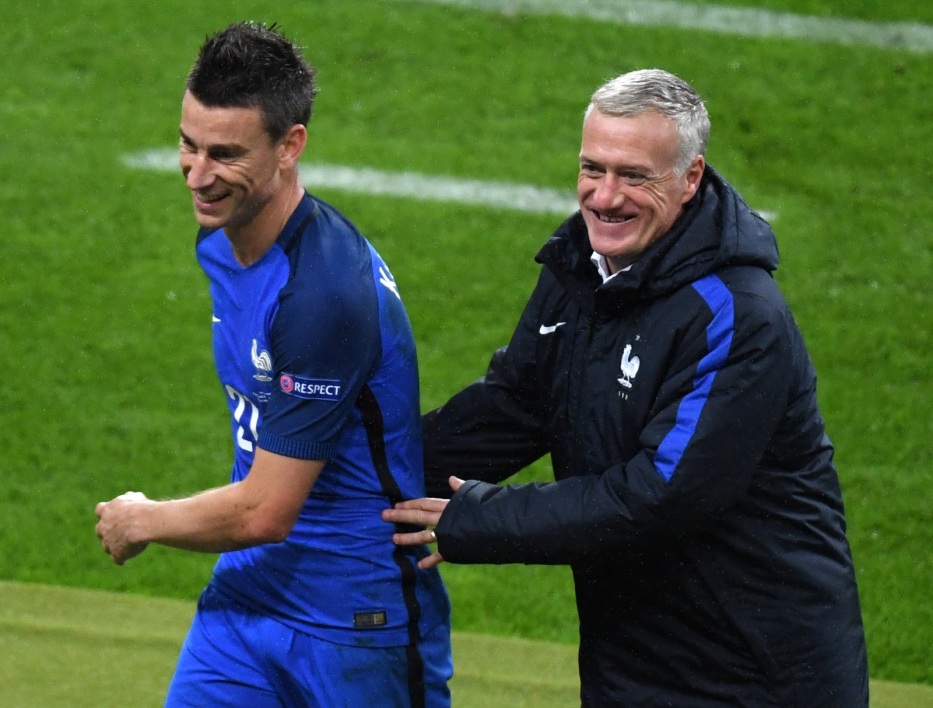 Equipe de France: très amer envers Deschamps, Koscielny dit adieu aux bleus