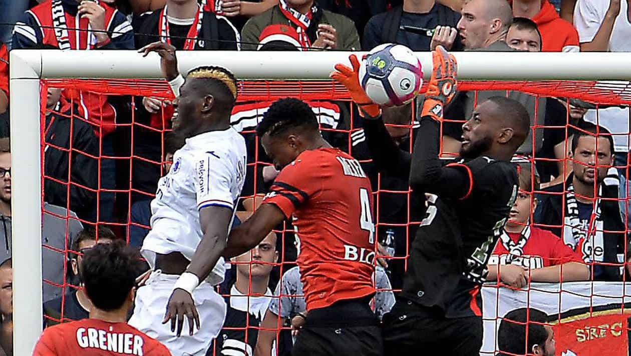 Vidéo-Rennes face à Saint-Etienne : l’énorme arrêt d’Abdoulaye Diallo