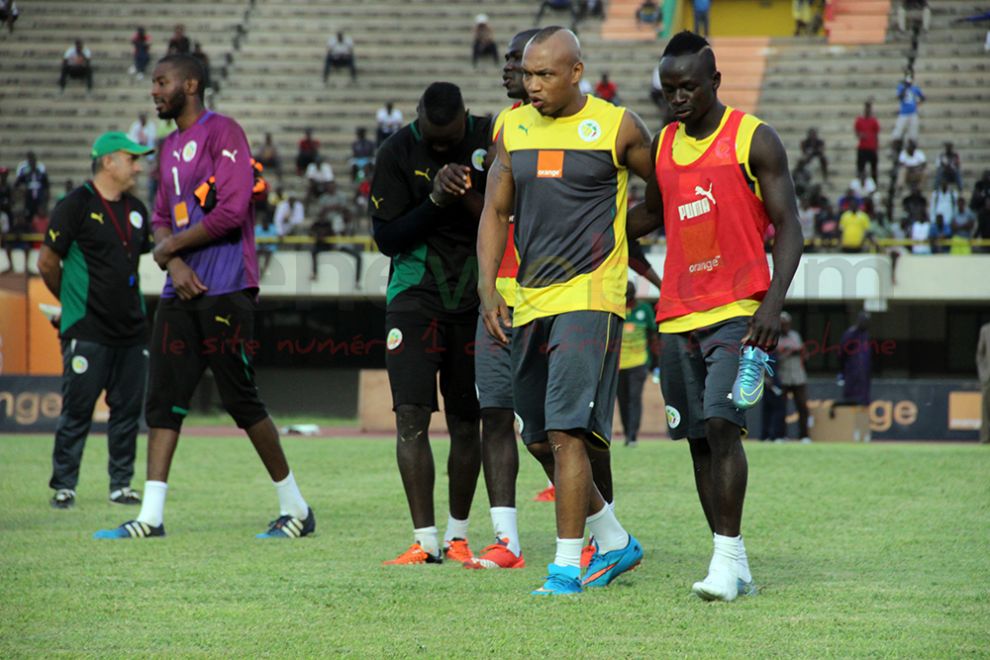 Sadio Mané répond à El Hadj Diouf et raconte sa vie d’enfance