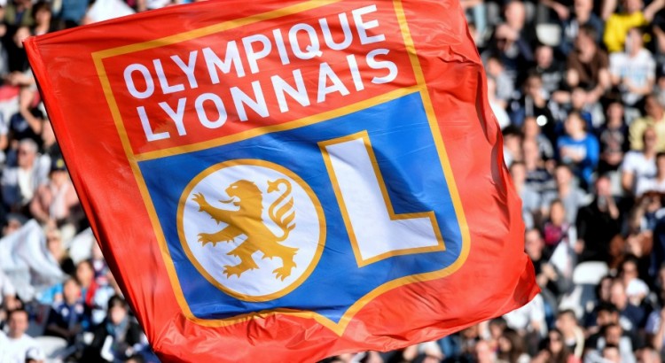 Ligue des champions : face au Barça, l'Olympique Lyonnais rêve d'un exploit