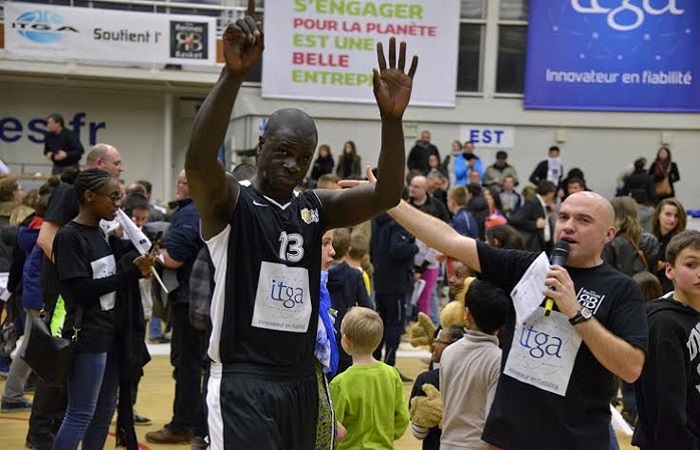 Match entre URB contre Vanves : l’argent récolté sera versé à l’Association de El Kabir Pene