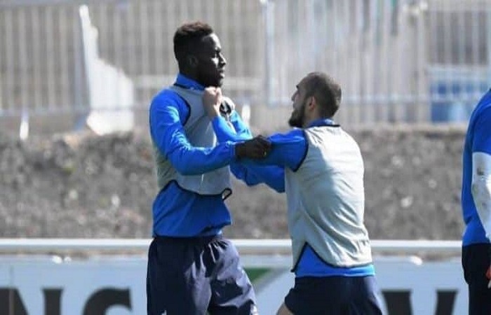 Schalke 04 : une bagarre s’est déclenchée entre Salif Sané et Nabil Bentaleb