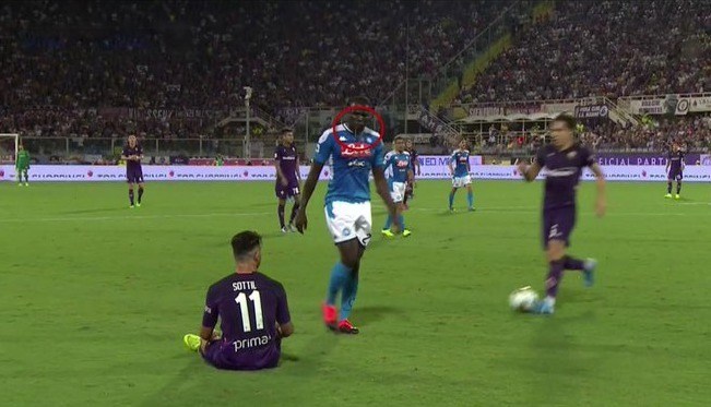 Kalidou Koulibaly accusé d’avoir craché sur un joueur