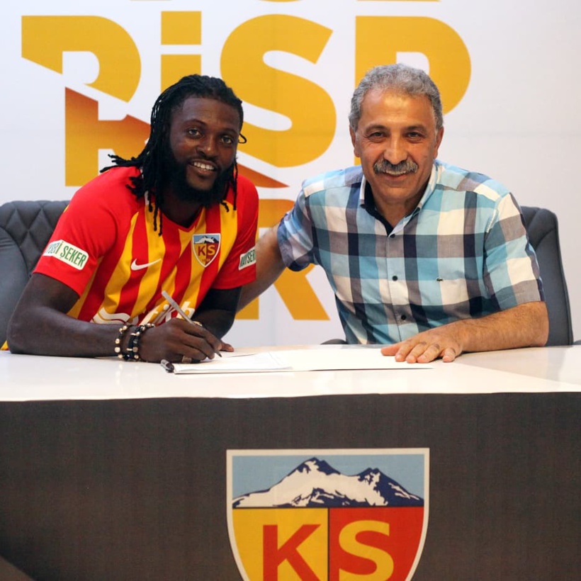 Emmanuel Adebayor s'est engagé avec Kayserispor à l’age de 35 ans