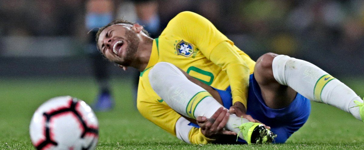 Blessure : Neymar out quatre semaines