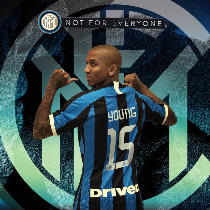 Mercato - Ashley Young signe à l'Inter Milan