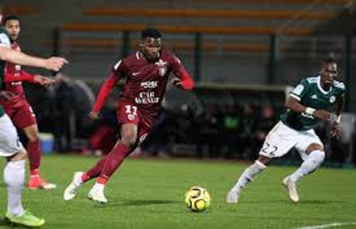 Meilleur dribbleur de la Ligue 1 Française : Opa Nguette remporte le trophée devant Neymar