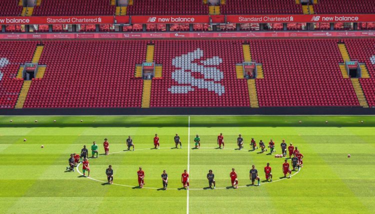 Liverpool : Liverpool et Sadio Mané rendent hommage à George Floyd