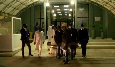 IMAGES  : Vivez l'arrivée de Lamine Diack à Dakar