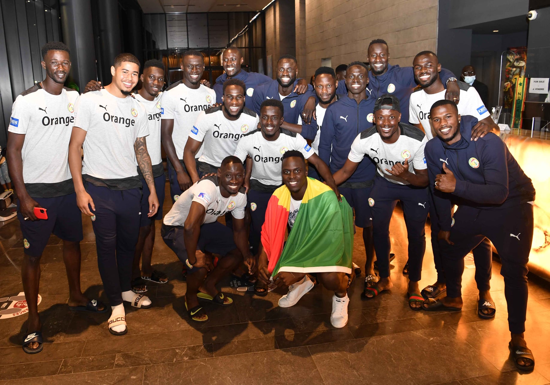 Equipe nationale : Les images de l'arrivée d'Edouard Mendy
