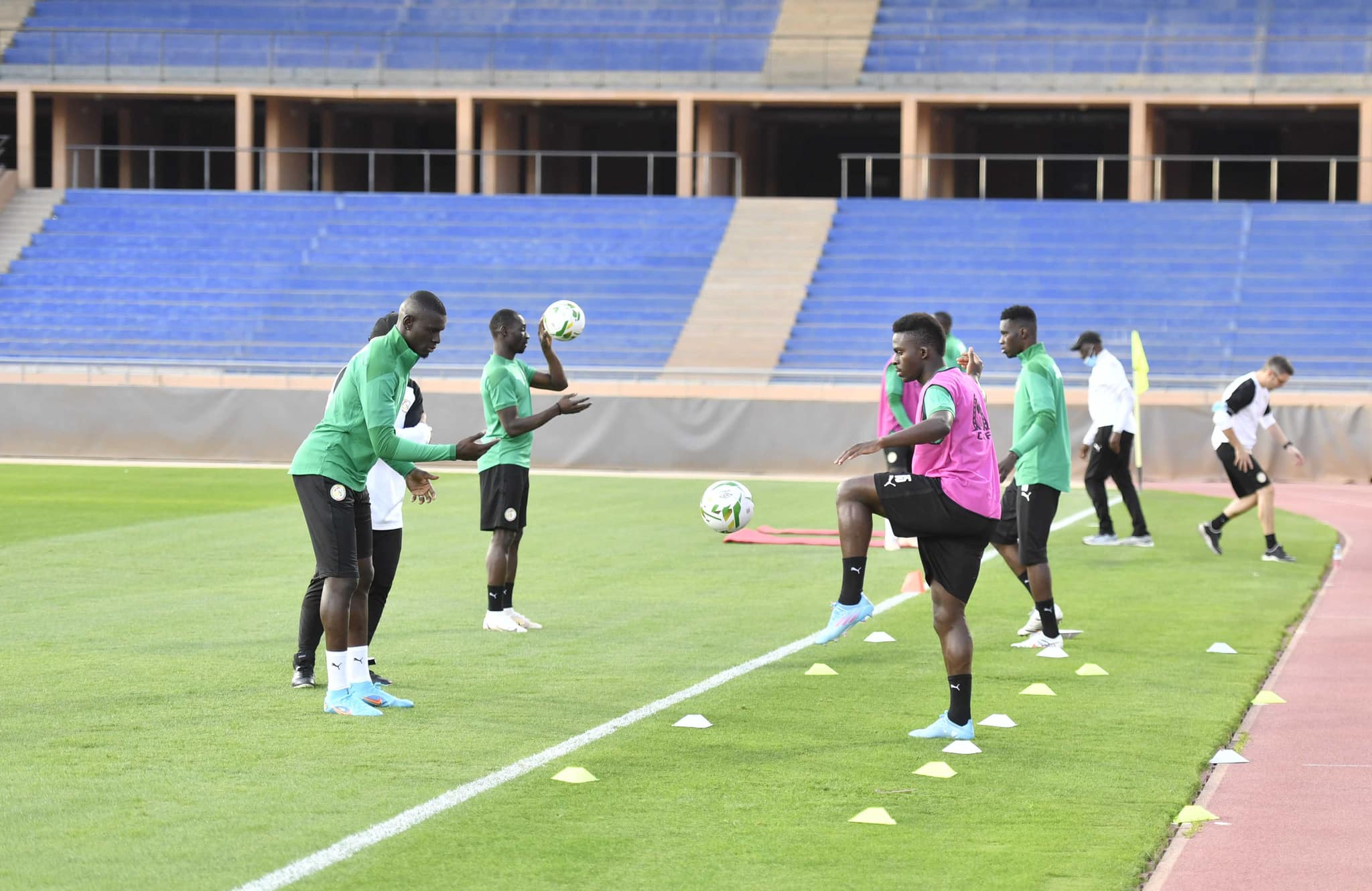 Revivez la première séance d’entraînement des lions du Sénégal au grand stade de Marrakech
