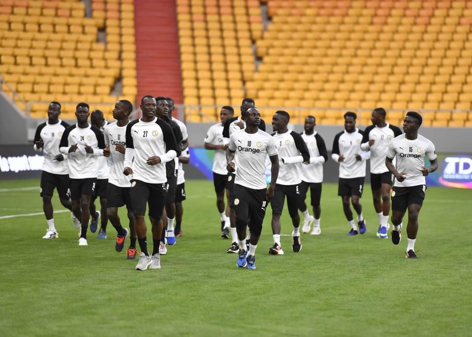 Les images de la première séance d'entraînement des Lions au stade Abdoulaye Wade
