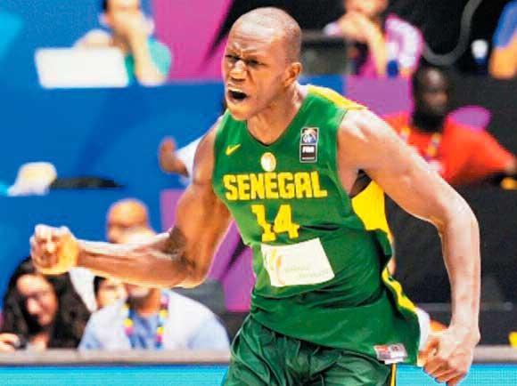 Gorgui Sy Dieng : « Mieux vaut s’investir dans le basket plutôt que de tirer sur la FSBB »