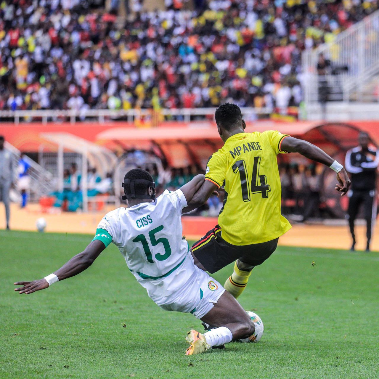 Le Sénégal renverse l’Ouganda et file en demi-finales du CHAN 2025