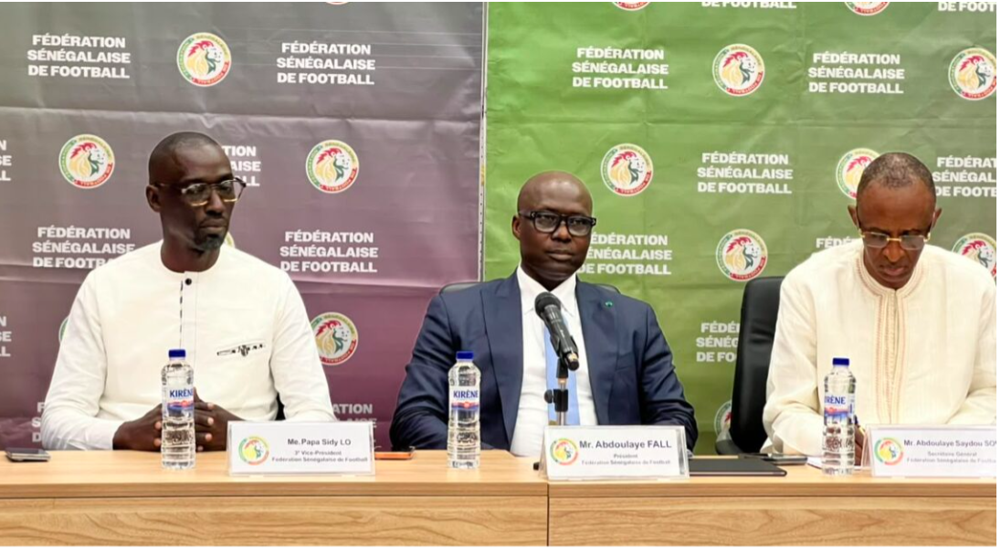 Mondial 2026 : Gynécologue dans le staff, hôtel sans armoires et faim en plein vol... Abdoulaye Fall déballe tout