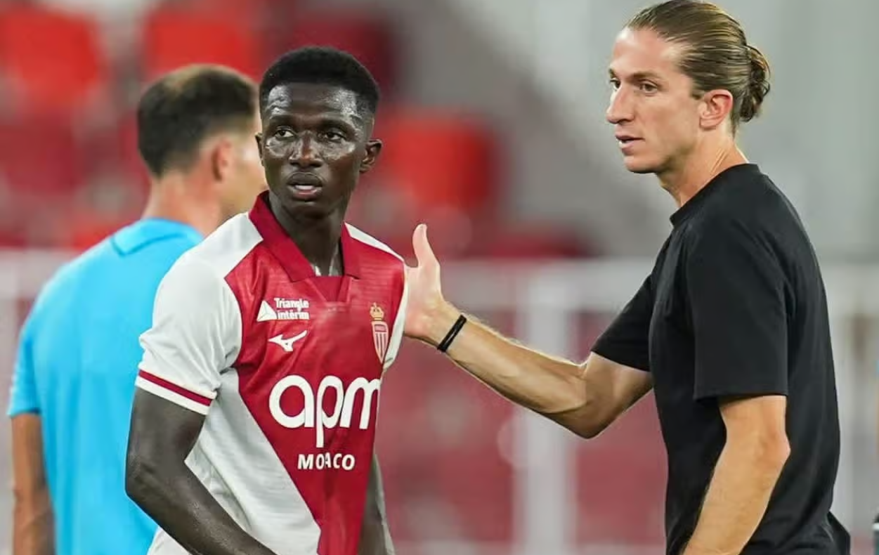 Transfert avorté de Lamine Camara : Fillipe Luis réagit « S’il maintient son niveau, il aura quelque chose de mieux »