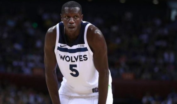 Nba : Blessé, Gorgui Sy Dieng rate ses débuts