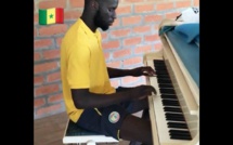 VIDEO- SALIF SANE: Le milieu de terrain sénégalais joue du piano