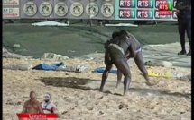 Forza impose sa force à Abdou Diouf et le cloue à terre