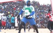 Siteu chauffe le public avec sa nouvelle danse