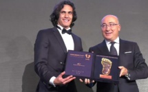 Officiel : Edinson Cavani remporte le Golden Foot 2018