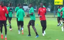 CAN 2019 : les Lions touchent pour la première le ballon officiel de la compétition