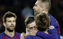 Sortie inélégante d’Abidal : Alba et Pique se paient aussi la tête du Français