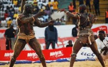 VIDEO-Lutte : Balla Gaye 2 chez Modou Lô