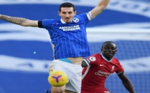 Liverpool tenu en échec par Brighton : la VAR refuse Mané un but